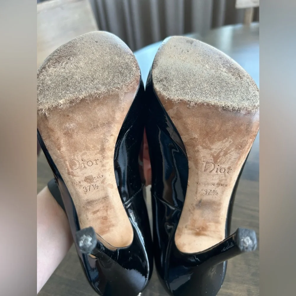Miss Dior Escarpine Patented Leather Pumps Noir